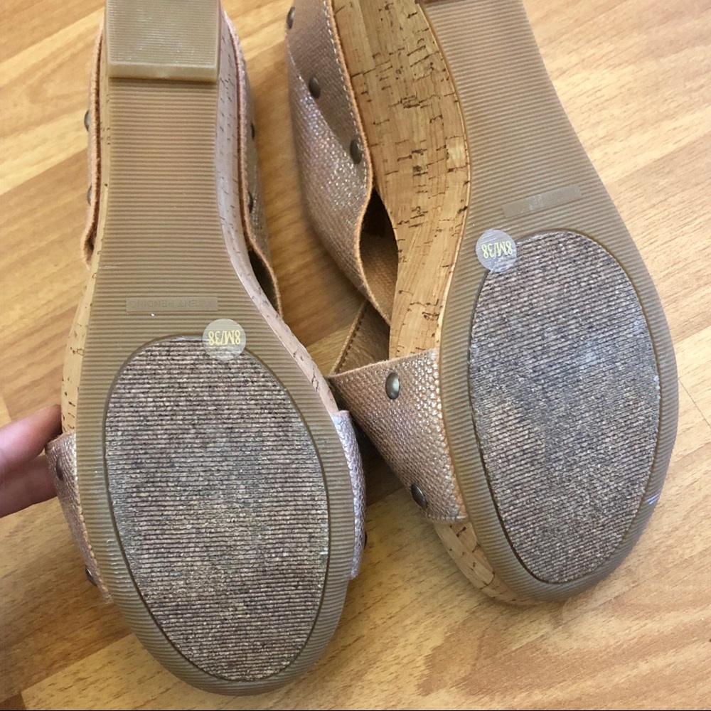 SOLD NWOT Lucky Brand Metallic Cork Wedges - Picture 8 of 8